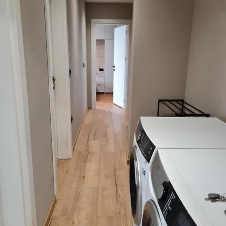 Daire Ilinden, Renovated In Center Varna