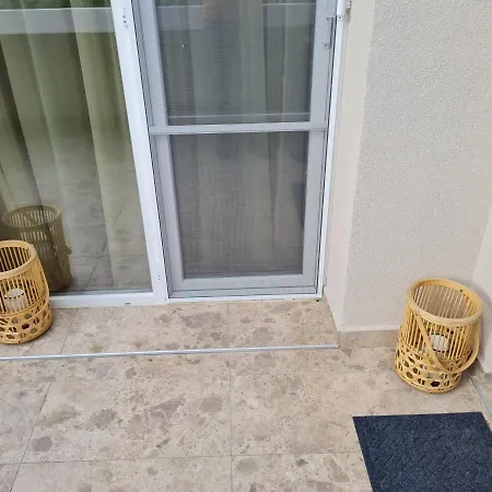 Ilinden, Renovated In Center Daire